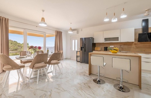 Vela Luka House | Cozy home in Vela Luka with WiFi