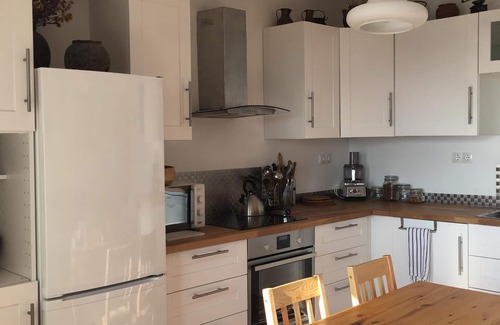 Gradac House | Cozy House: first-row beach, hottub, AC, gasgrill, hearth, W/D, gardens, prkng