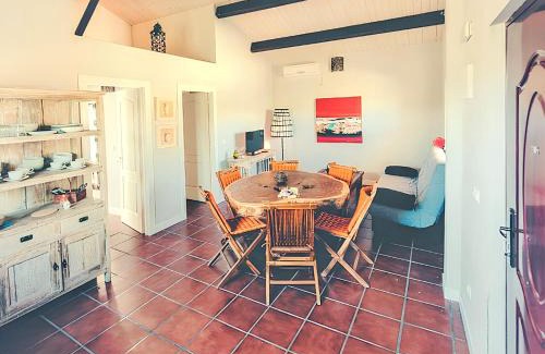 Canamero House | Cozy house in Cañamero of 86 m² with shared pool
