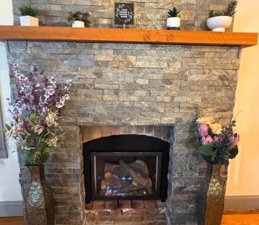 Nassau House | Cozy lake house