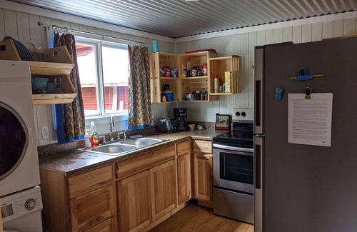 Sterling House | Cozy little cabin, great for a fishing trip or just getting away