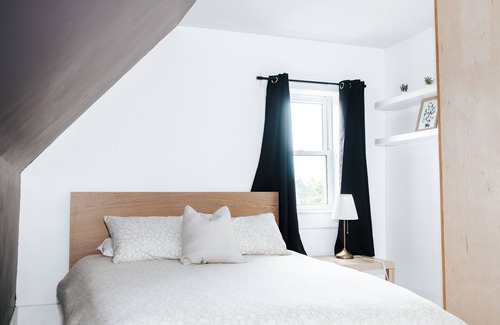 Saint David Other | Cozy Modern Farmhouse w/Hot Tub mins to Saint Andrews By-The-Sea! Pet Friendly!