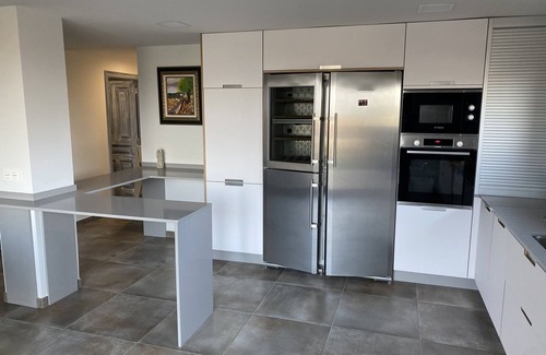 Coiron House | Cozy Nest w/private garden next to vineyards and great wineries