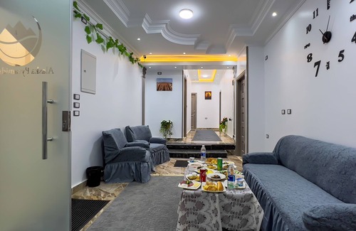 Bulaq ad Dakrur Hotel | cozy oasis by the pyramids. Welcome to Alaska Pyramids view!