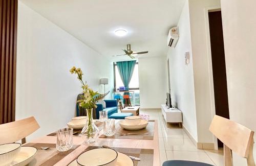 Ara Damansara Apartment | Cozy Place 1-8 Pax 3 bedroom Ara Damansara