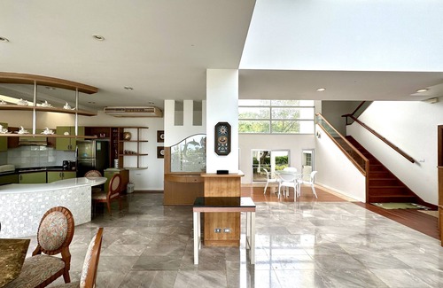 Chakphong House | Cozy Private Beach Front 5 Bedrooms house