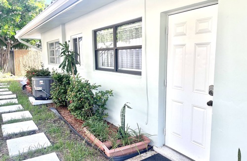 Cypress Point Apartment | Cozy Renovated Efficiency in Pompano Beach!