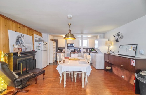 Harrington House | Cozy retreat located near the beautiful Brackley Bay! Pet-Friendly!