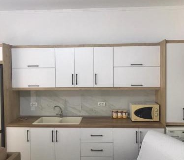 Albania Apartment | Cozy Riverside Apartment