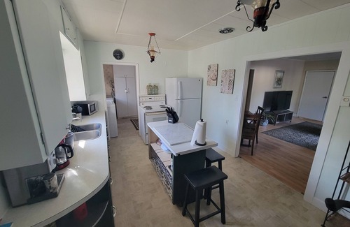 Duncan House | Cozy rustic 50's home located on a campground beside the Famous Cowichan River.