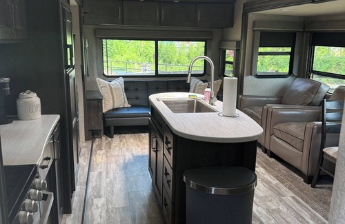 Columbus House | Cozy RV in Cool Columbus with AC