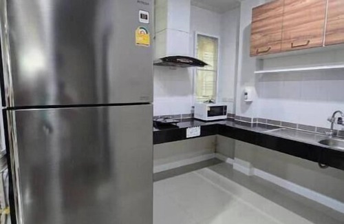 Srisa Chorakhe Noi Apartment | Cozy Stay near Suvarnabhumi Airport