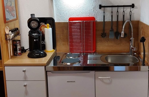 Ediger Apartment | Cozy studio in a preferred location