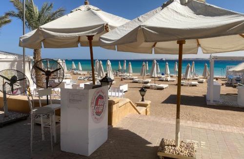 Sahl Hasheeh Apartment | Cozy Suite in Azzurra Resort Sahl Hasheesh 95 SqM