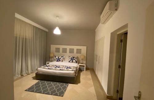 Sahl Hasheeh Apartment | Cozy Suite in Azzurra Resort Sahl Hasheesh 95 SqM