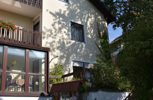 Friedenfels Apartment | Cozy triple room