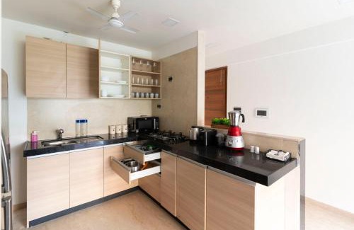 Kurla Apartment | Cozy, Upscale 1 bhk Apt near BKC