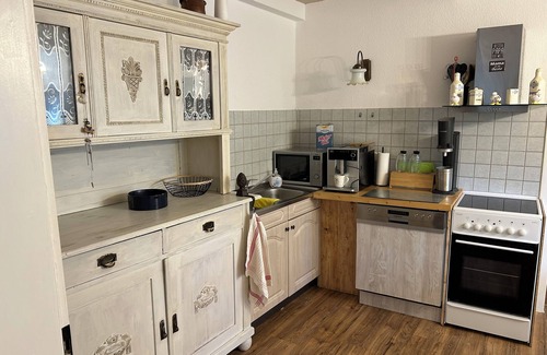 Saaleplatte Apartment | Cozy vacation apartment with pool and garden. Pets allowed, also for fitters