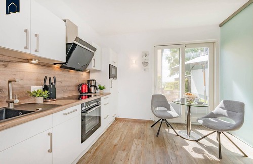 Kamminke Apartment | Cozy vacation apartment with terrace & lagoon view - quiet location by the lake