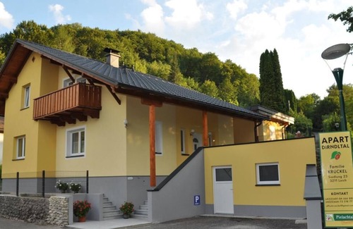 Loich Apartment | Cozy vacation apartment (55sqm) on the first floor with terrace