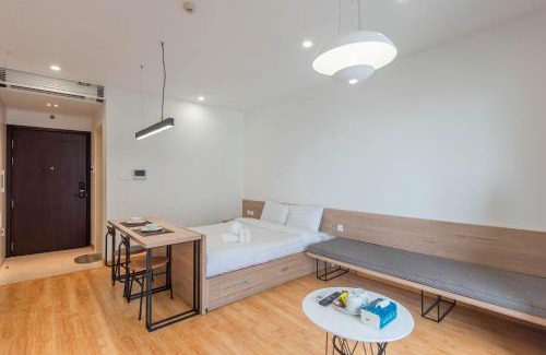 Trung Hoa Nhan Chinh Apartment | Cozy Vinhomes D Capital 1
