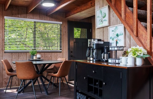 Wright City Ski Chalet | Cozy wooded retreat - newly updated