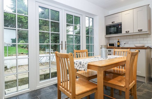 Tyn-y-Gongl Cottage | CRAIG MAWR, family friendly, character holiday cottage in Benllech