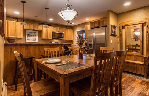 Winter Park Condo | Creekside 3-br w/fireplace, pool, hot tub, steps to ski shuttle, downtown WP