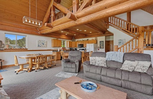 Rapid City House | Creekside Gem at Sheridan Lake