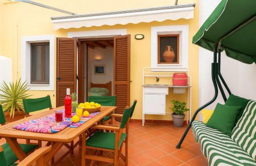 Skotino House | Cretan Magnolia Gem - Smari Cozy Getaway