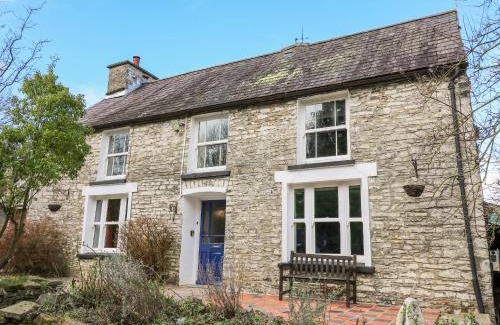 Oakford House | Cringoed House