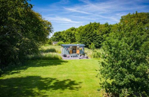 Raglan Apartment | Cromwell's Hideaway