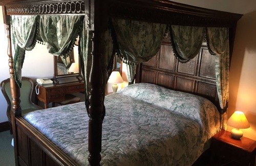 Chatteris Hotel | Cross Keys Hotel