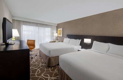 Kitchener Hotel | Crowne Plaza Kitchener-Waterloo by IHG