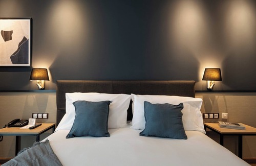 Rejas Hotel | Crowne Plaza Madrid Airport by IHG