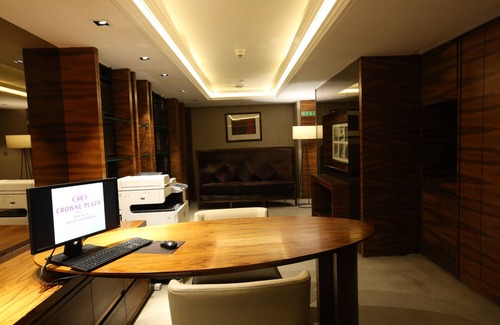 Mayur Vihar Phase 1 Hotel | Crowne Plaza New Delhi Mayur Vihar Noida by IHG