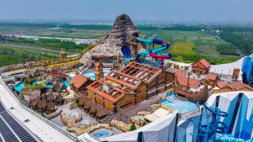 Pudong Hotel | Crowne Plaza Shanghai Snow World by IHG