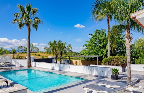 Alhaurin el Grande Cottage | Cubo's Casa Flor High Privacy & Pool/private pool/free wifi