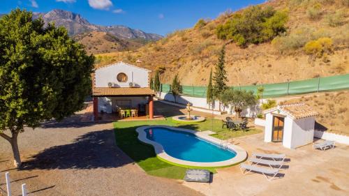 Casarabonela House | Cubo's Finca La Curva