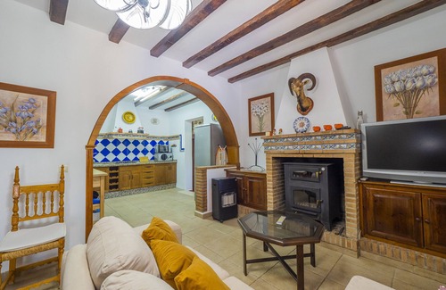 Ardales Villa | Cubo's Villa Torres Ardales/private pool/free wifi