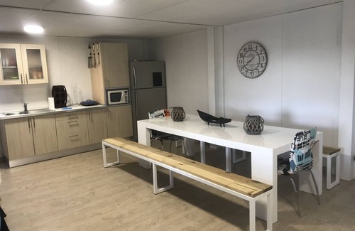 Morata de Tajuna House | Cuchifarm accommodation near Warner Bros.