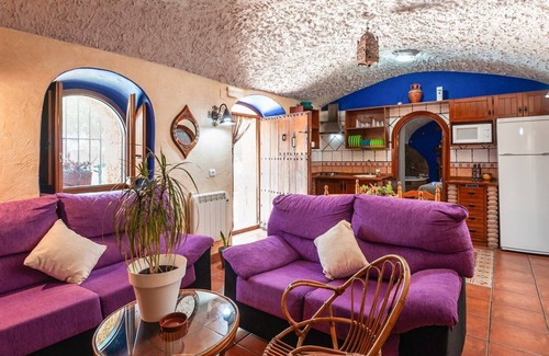 Hinojares Villa | Cueva del Mesto Hinojares by Ruralidays