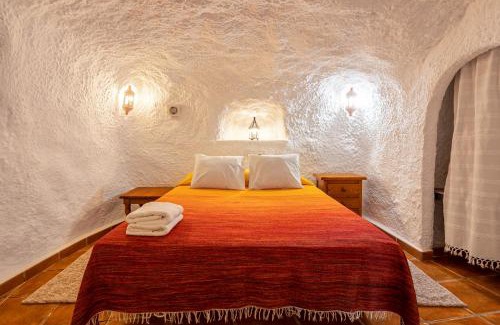 Sacromonte House | Cuevas El Abanico - VTAR vivienda turística de alojamiento rural