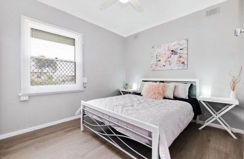 Murray Bridge House | Cute and Cosy - events, workers, getaways