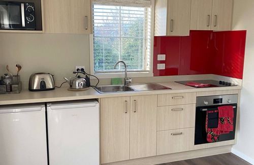 Rotherham Cottage | Cute cottage in Rotherham village. Ideal for a couples retreat.