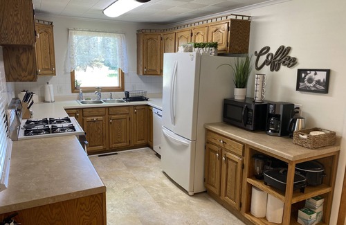 Upper Peninsula Michigan House | Cute & Cozy 2 Bedroom Home