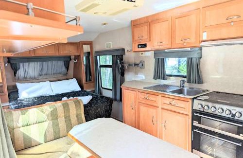Emerald House | Cypress Caravan Stay