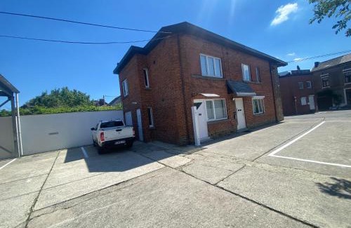 Belhez Apartment | D-012 Bel appart et balcon climatisé parking privé gratuit sur demande