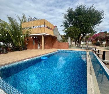 Kon Tum Hotel | D Banlieue Homestay And Coffee TP Kon Tum