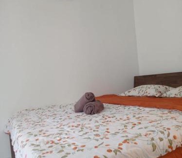 Kampung Serandu House | D' Tanjung Homestay-Orked